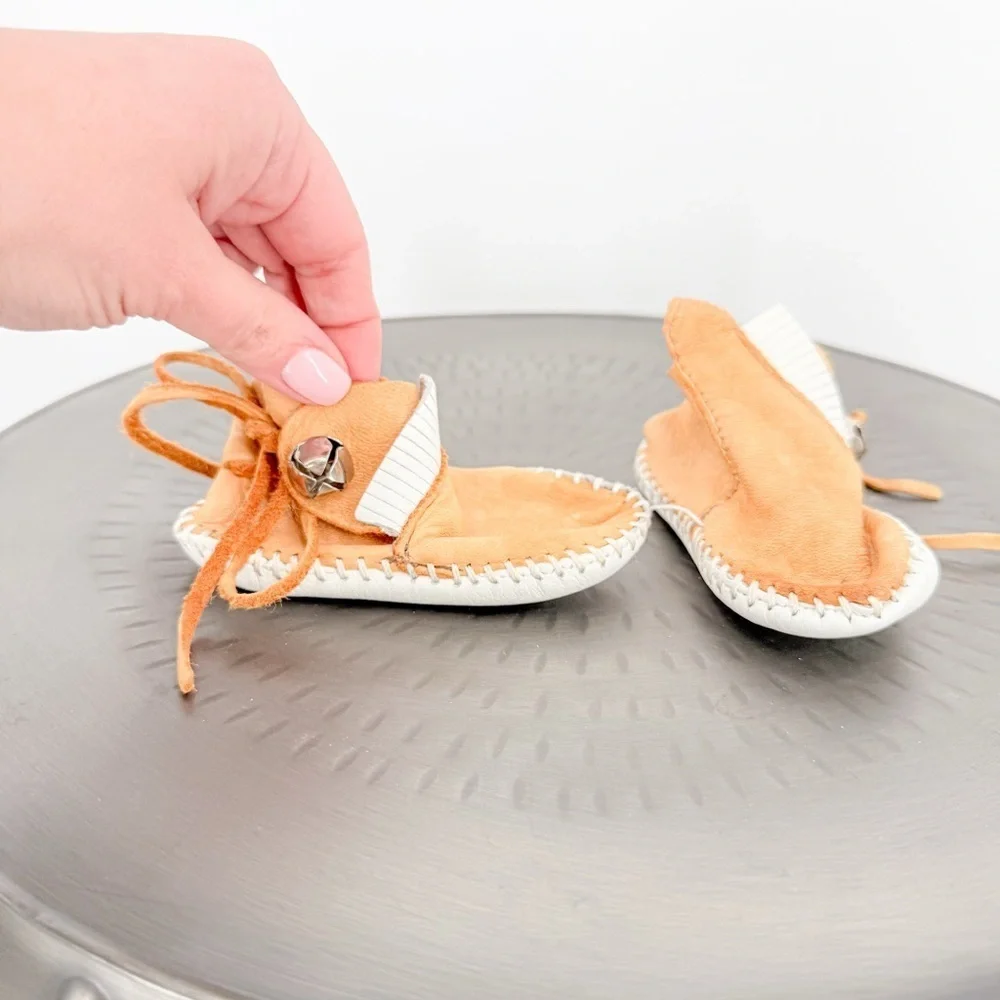 Vintage Minnetonka Papooshu Children's Moccasins